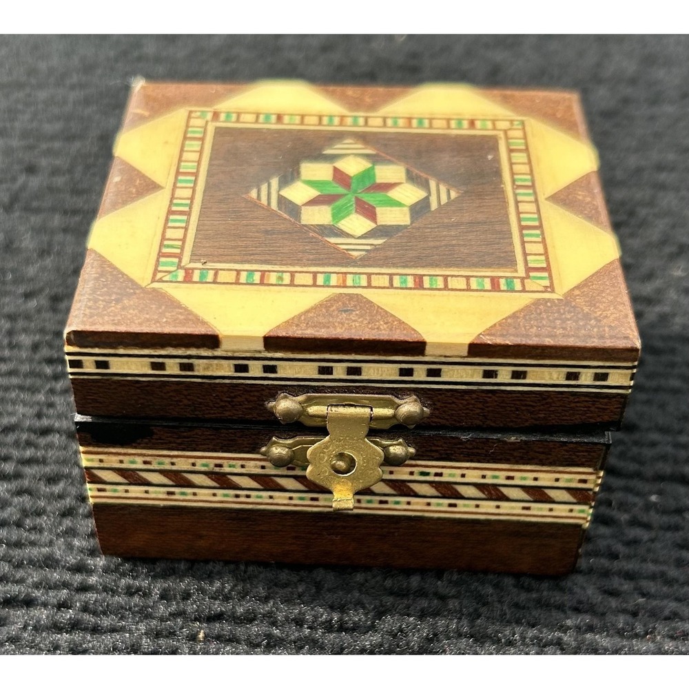 Vintage Marquetry Wood Trinket Box Small Inlaid‎ Geometric Jewelry Chest Lined